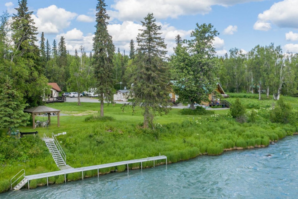 Affordable Alaska Fishing Lodge and Cabins on Kenai River