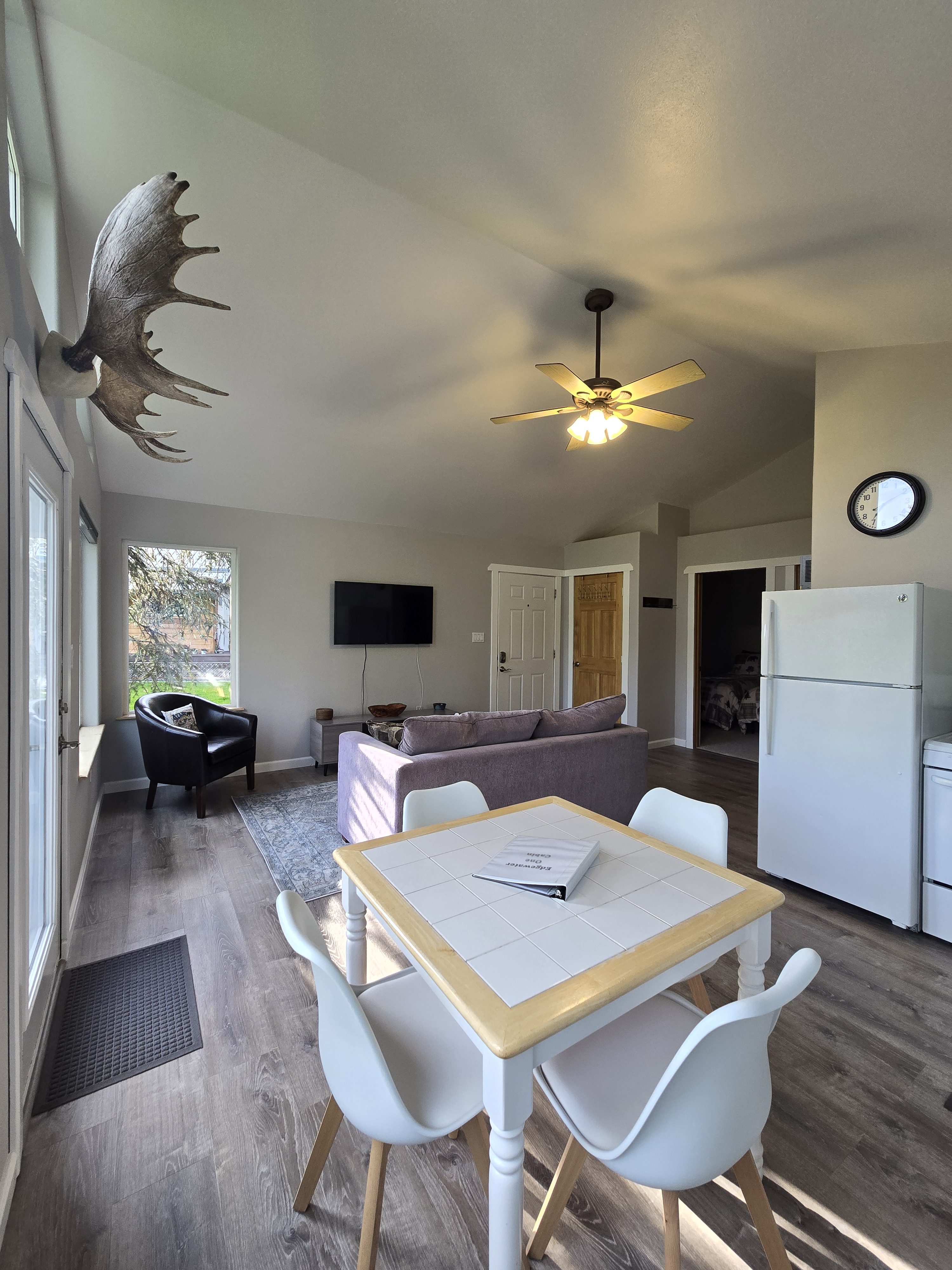 Edgewater One Interior (2)