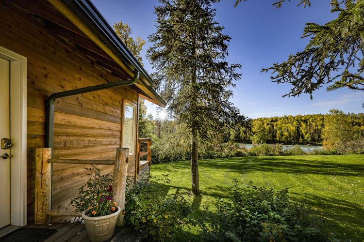 Edgewater One Kenai River Cabin Entrance