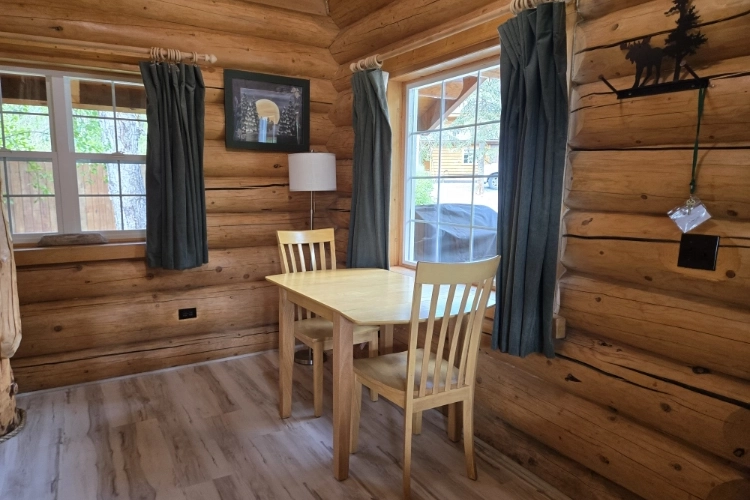 Lazy Salmon Chinook Kitchen Table 750x500 1